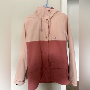 DC Shoe Co USA ski jacket